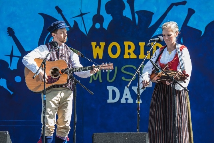 World Music Day 2017 Main Stage Artists Justin Nawn and Bronwyn Bird